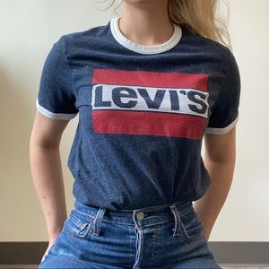 Levi’s Graphic Ringer Tee